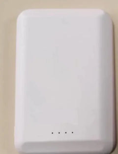 Fast Magnetizing Wireless Power Bank Portable Pocket Size Design